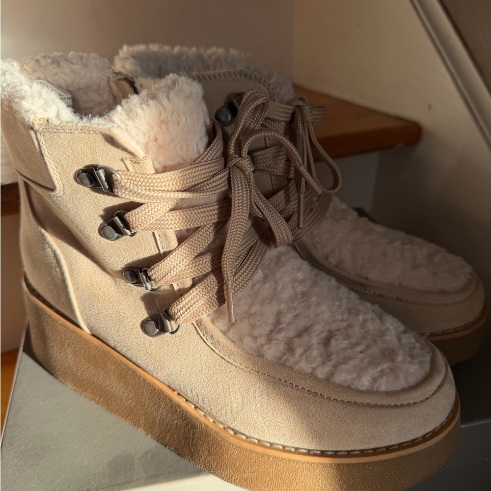 Women's Tan Shearling Lace-Up Boots